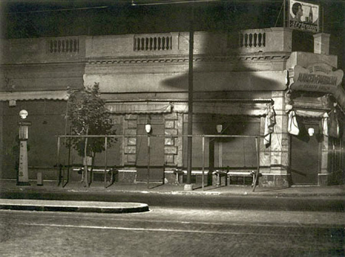 Horacio-Coppola.-Nocturno.-Calle-Corrientes-al-3000-1936